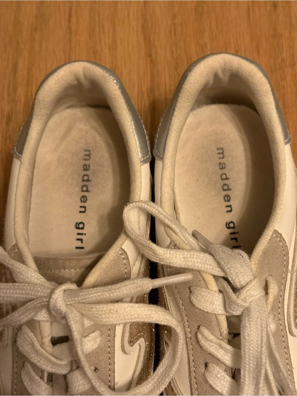 Madden Girl Women's Cream & Taupe Lace-Up Retro Sneakers